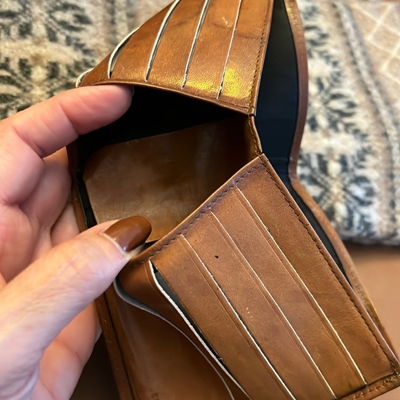 BRIGHTON VINTAGE DISTRESSED MENS LEATHER BILLFOLD - Picture 9 of 9